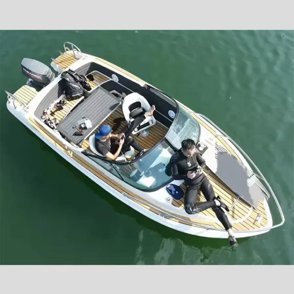 5.5M Fiberglass Speed Boat